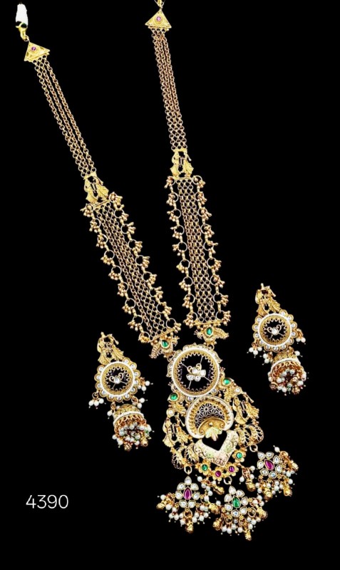 4390 Traditional Indian Necklace Set - SA00811PB Elegant gold-plated jewelry with intricate designs